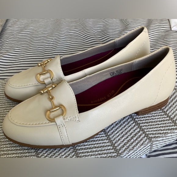 NWOT - Munro - Tanya Bit Loafer - Cream - Size 8.5 - Picture 3 of 11